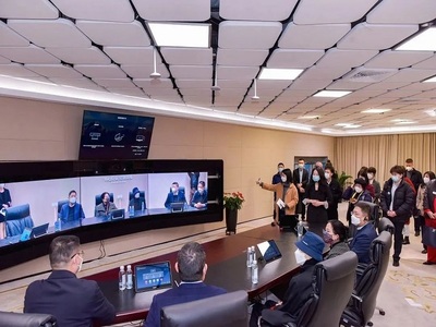 外國駐廈領事官員參訪湖里創新園，共話網絡科技研發新機遇